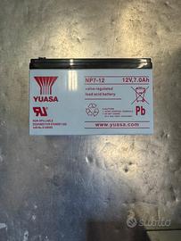 Yuasa NP7-12, batteria ermetica al piombo AGM