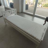 Lettino bimbo con materasso mai usato