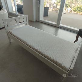 Lettino bimbo con materasso mai usato