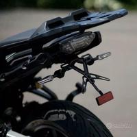 YAMAHA PORTATARGA SPORTIVO YAMAHA TRACER 7 DAL 202