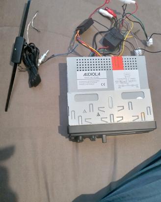 autoradio+alimentatore+antenna