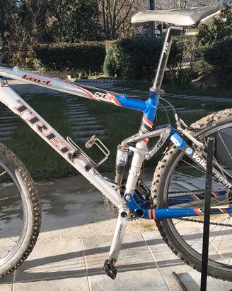 MTB TREK Fuel SLR 100