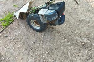 Motofalciatrice grillo