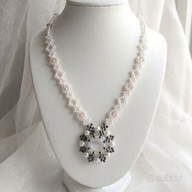 Collana bianca Vintage medaglione Pietre naturali