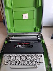 Macchina da scrivere olivetti 36 anni 70