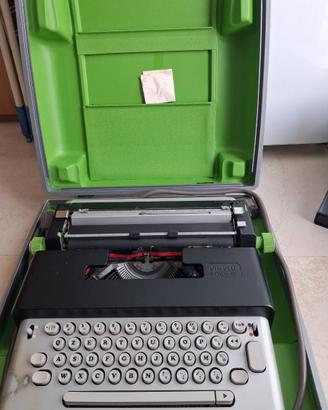 Macchina da scrivere olivetti 36 anni 70