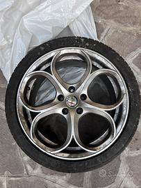 CERCHIO ALFA ROMEO 18 PSW DUBAI B SILVER