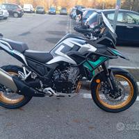 Kove 510X Adventure al prezzo di uno scooter