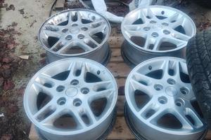 4 cerchi in lega jeep 