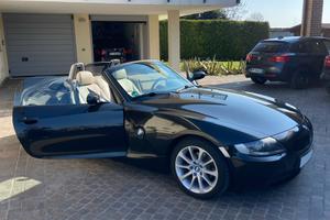 BMW Z4 (E85)  2.0 manuale