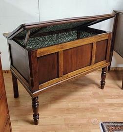 Madia antica rustica restaurata