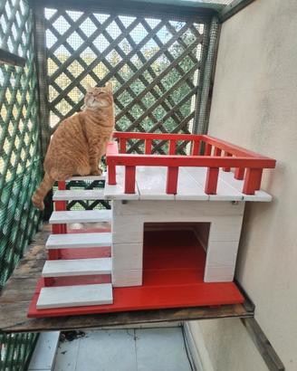 Cuccia in legno per gatti o cani di piccola taglia