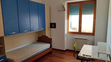 Stanze singole per studenti via P. di Piemonte