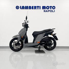 PEUGEOT TWEET 200 2024
