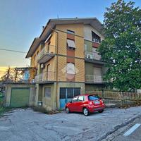 BIFAMILIARE A PESARO