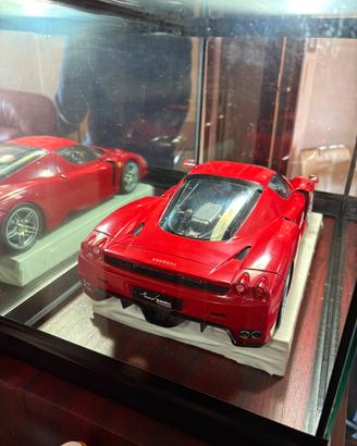 Modellino Ferrari Enzo anni 2000