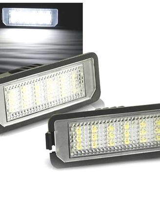 LUCI TARGA A LED VOLKSWAGEN VW GOLF IV V PASSAT B6