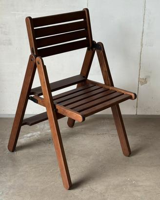 Sedia pieghevole, trasformabile in scaletta