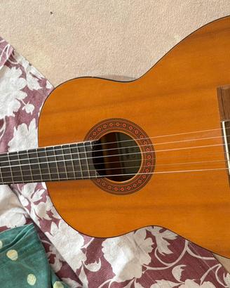 Chitarra YAMAHA C40
