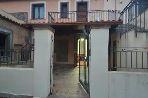 Casa frontemare a Patti Marina (ME)