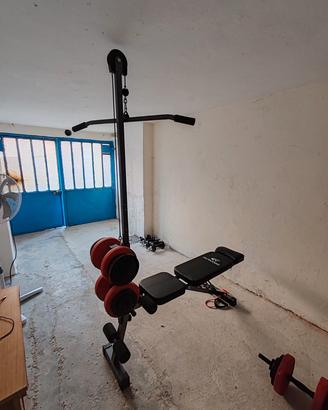 palestra upper body, panca piu lat machine