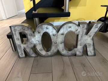 Scritta luminosa a batterie ROCK