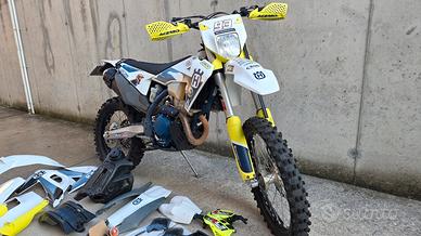 Husqvarna FE350 2020   permuta  con 250 4t
