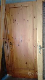 Porte da interni in legno di larice