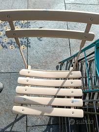 Sedie da giardino in vari colori