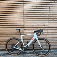 3T ULTRA BOOST 2024 MIS.L