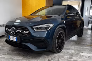 MERCEDES-BENZ GLA 250 Automatic Premium 4 matic