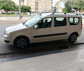 Dacia Logan 7 posti