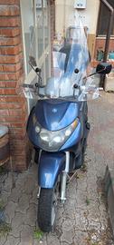 Piaggio Beverly 200 anno 2001 parti di ricambio