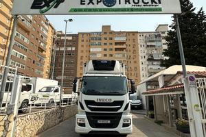 Iveco Stralis AD260S33YP CELLA FRIGORIFERA E PEDAN