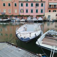 Barca con diritto di ormeggio
