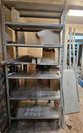 2 Scaffali  metallici nervati