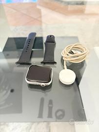 Apple Watch serie 5 da 44 mm completo