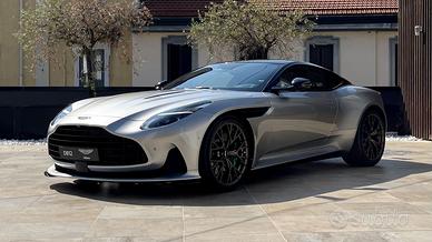 ASTON MARTIN DB12 Coupe 4.0 V8 auto