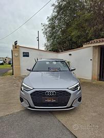 Audi A3 SPB 35 TDI S tronic line edition FULL OPTI