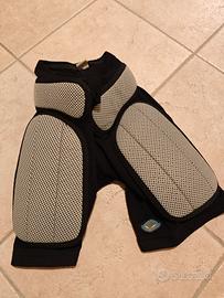 Paracoccige UFO snowboard