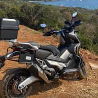 Portavaligie laterale GIVI PL1158 per Honda X ADV