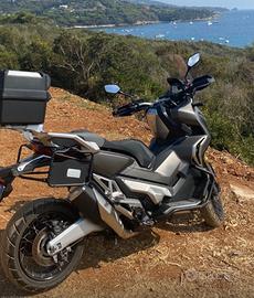 Portavaligie laterale GIVI PL1158 per Honda X ADV