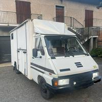 Van Cavalli Patente B Renault Master