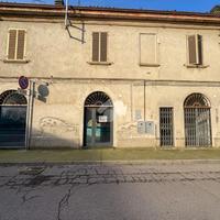 NEGOZIO A CASTELVERDE