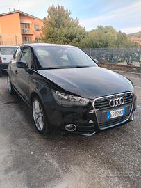  Audi a1 anno 2013( 1600 TDI 90 cv)