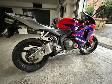 Honda CBR 600 RR 2005 – Unico proprietario