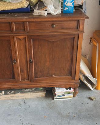 credenza più vetrinetta abbinata .