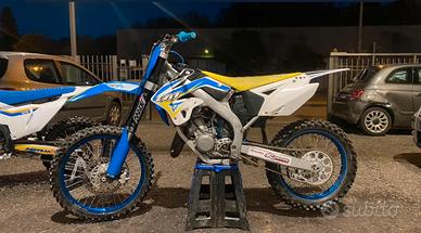 Tm 125 cross