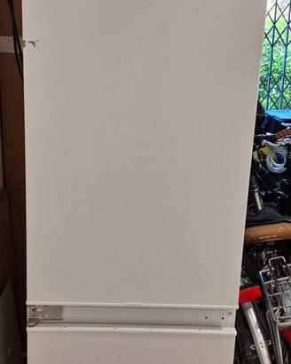 Frigorifero con freezer Samsung