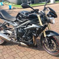 Triumph Street Triple 675